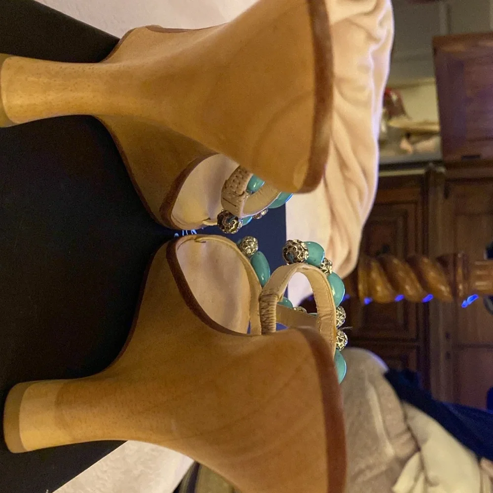 Beautiful Jeweled Wedge - Picture 11 of 13